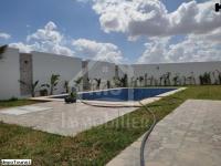 Villa S+4 toute neuve avec jardin et piscine à Hammamet Sud 