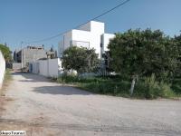 Terrain de 423 m² dans la zone de Sidi Mahressi à vendre 