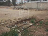 Un terrain avec autorisation de bâtir à Hammamet à vendre
